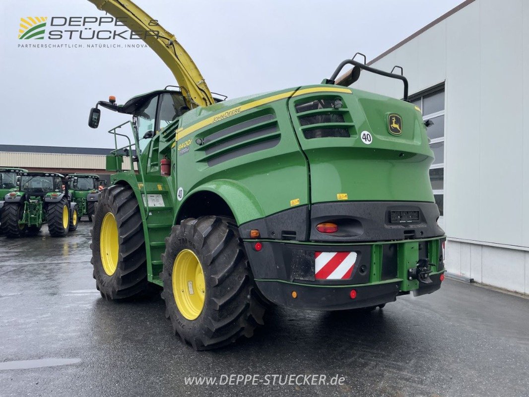 Feldhäcksler van het type John Deere 8400i mit Kemper 375, Gebrauchtmaschine in Rietberg (Foto 14)