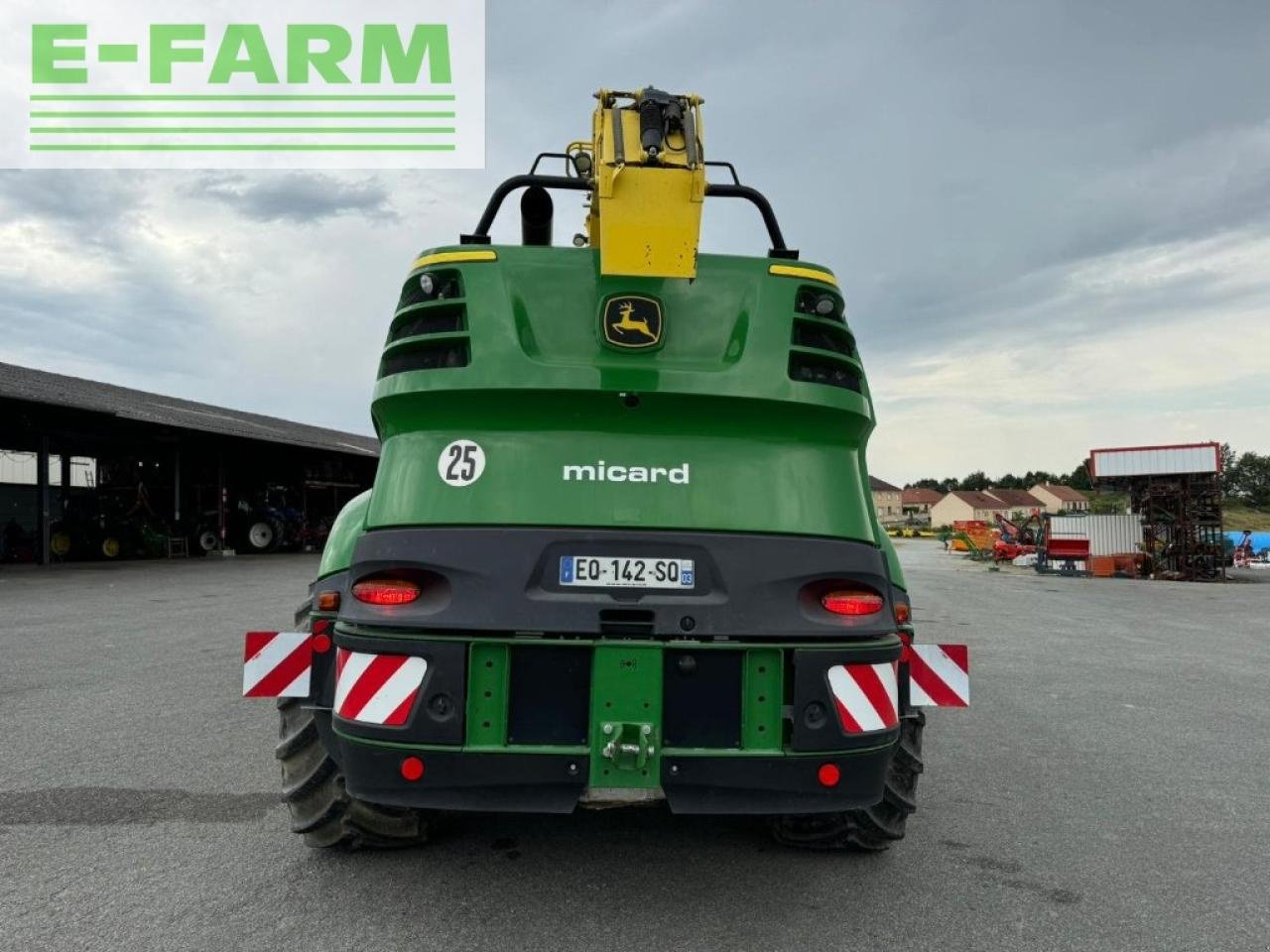 Feldhäcksler του τύπου John Deere 8400i pro drive, Gebrauchtmaschine σε Ytrac (Φωτογραφία 5)