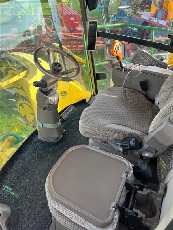 Feldhäcksler del tipo John Deere 8400i, Gebrauchtmaschine en Plessa (Imagen 9)