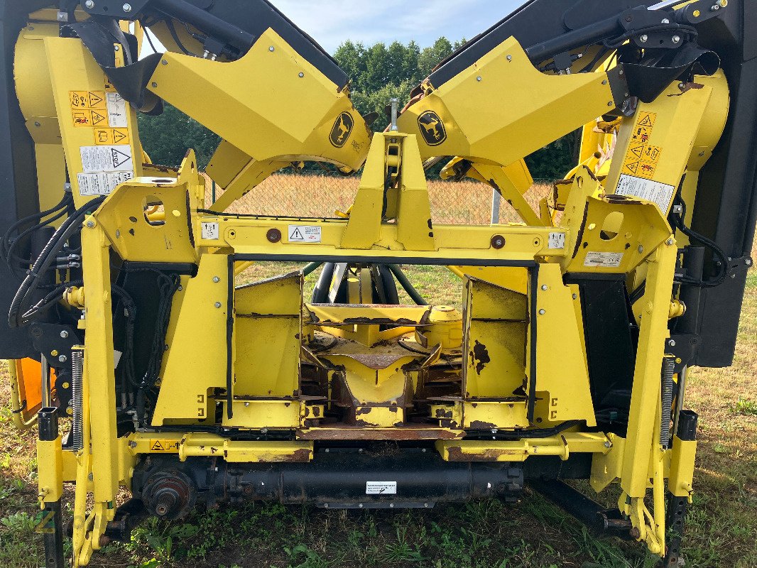 Feldhäcksler des Typs John Deere 8400i, Gebrauchtmaschine in Sonnewalde (Bild 10)