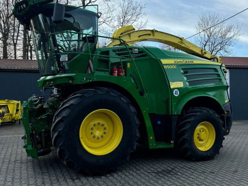 Feldhäcksler типа John Deere 8500 SPFH, Gebrauchtmaschine в Herdwangen-Schönach (Фотография 1)