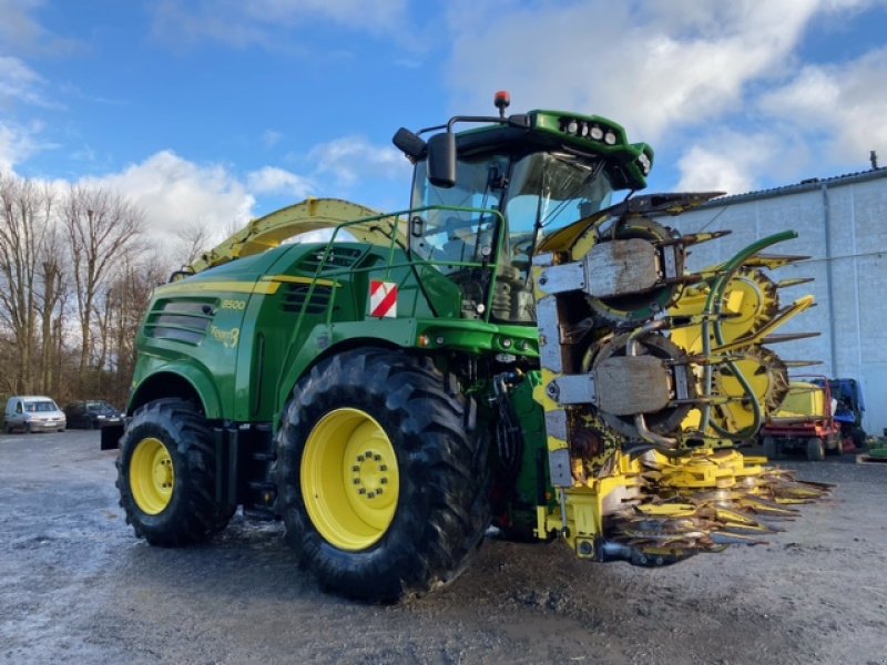 Feldhäcksler van het type John Deere 8500, Gebrauchtmaschine in ESCAUDOEUVRES (Foto 3)