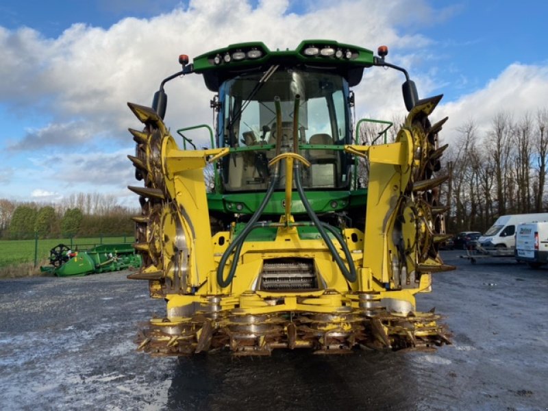 Feldhäcksler van het type John Deere 8500, Gebrauchtmaschine in ESCAUDOEUVRES (Foto 2)