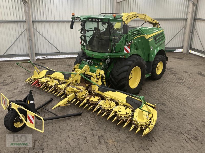 Feldhäcksler van het type John Deere 8500, Gebrauchtmaschine in Spelle (Foto 1)