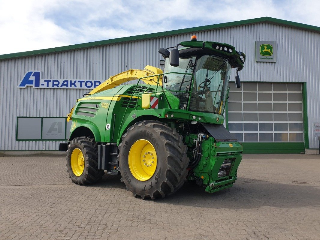 Feldhäcksler des Typs John Deere 8500, Gebrauchtmaschine in Sittensen (Bild 2)