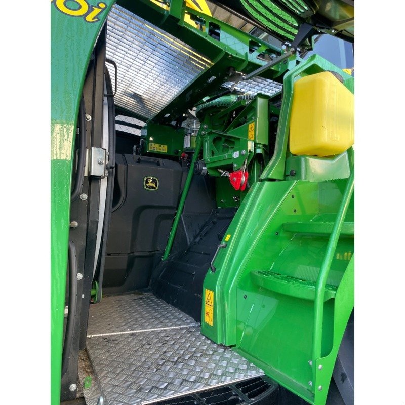 Feldhäcksler van het type John Deere 8500i, Neumaschine in Regensdorf (Foto 10)