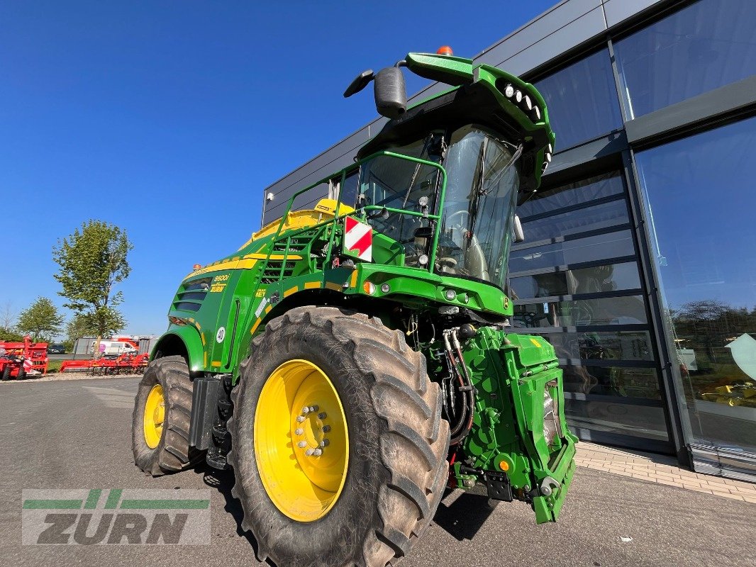 Feldhäcksler van het type John Deere 8600, Gebrauchtmaschine in Giebelstadt-Euerhausen (Foto 2)