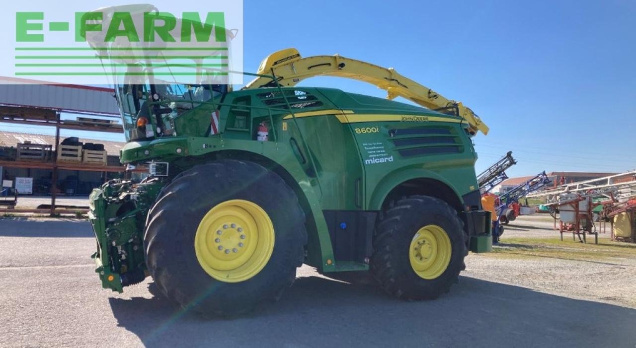 Feldhäcksler типа John Deere 8600, Gebrauchtmaschine в Ytrac (Фотография 4)