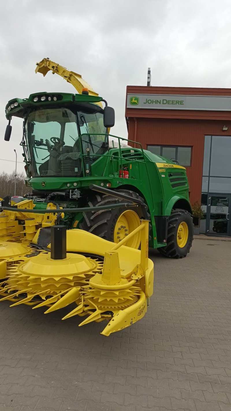 Feldhäcksler des Typs John Deere 8600, Gebrauchtmaschine in Mrągowo (Bild 6)