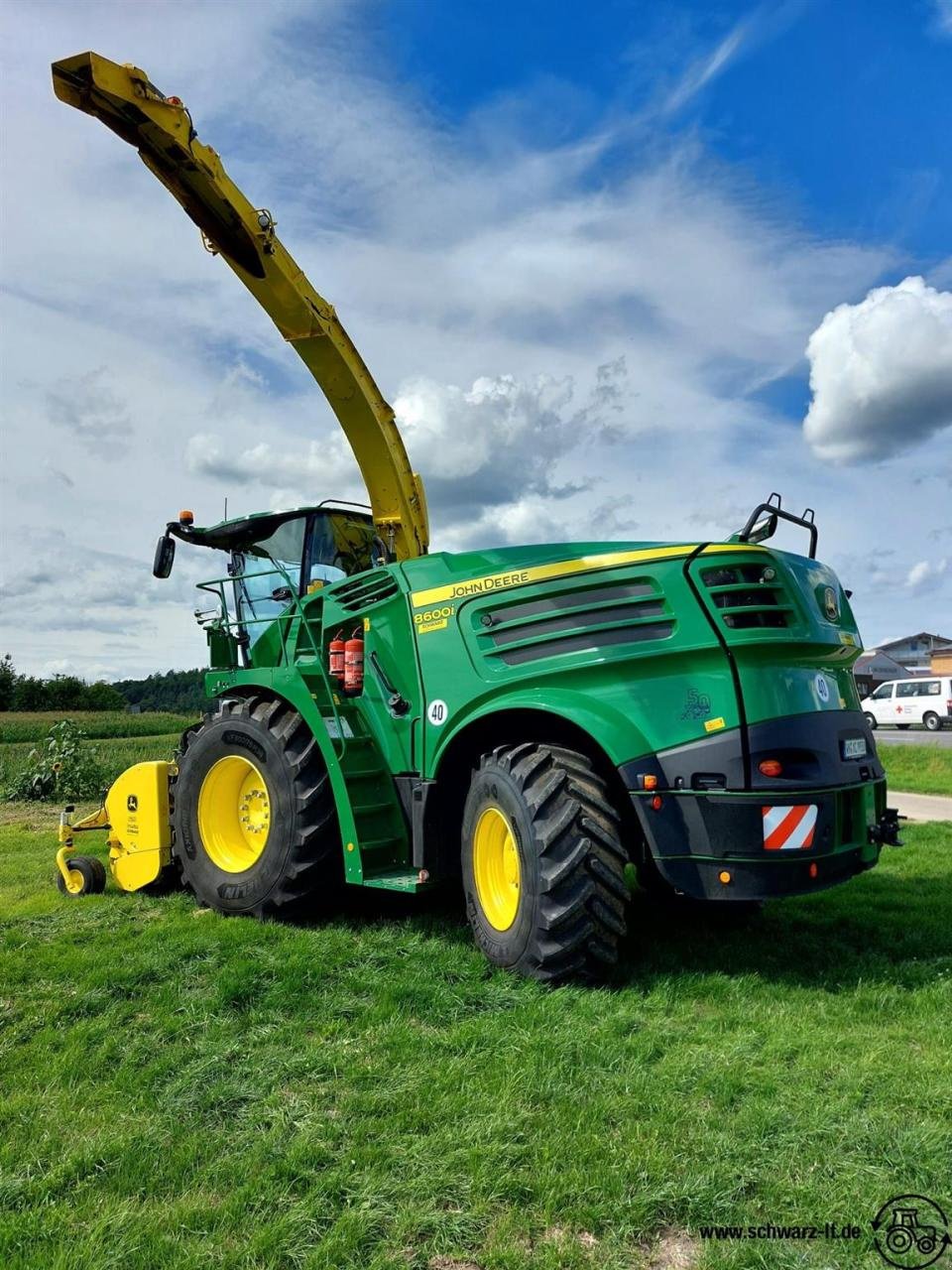 Feldhäcksler van het type John Deere 8600i, Neumaschine in Aspach (Foto 4)