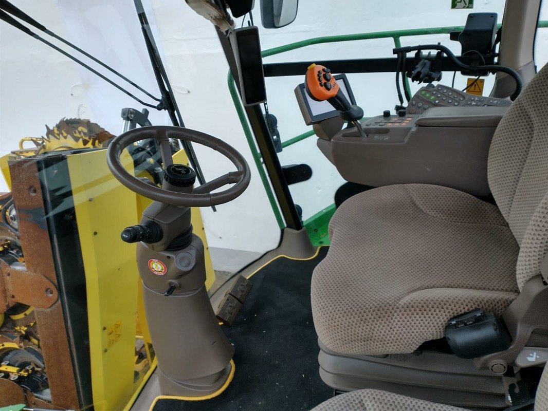 Feldhäcksler от тип John Deere 8600i, Gebrauchtmaschine в Plau am See / OT Klebe (Снимка 9)