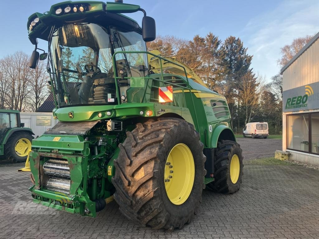 Feldhäcksler des Typs John Deere 8600i, Gebrauchtmaschine in Albersdorf (Bild 3)