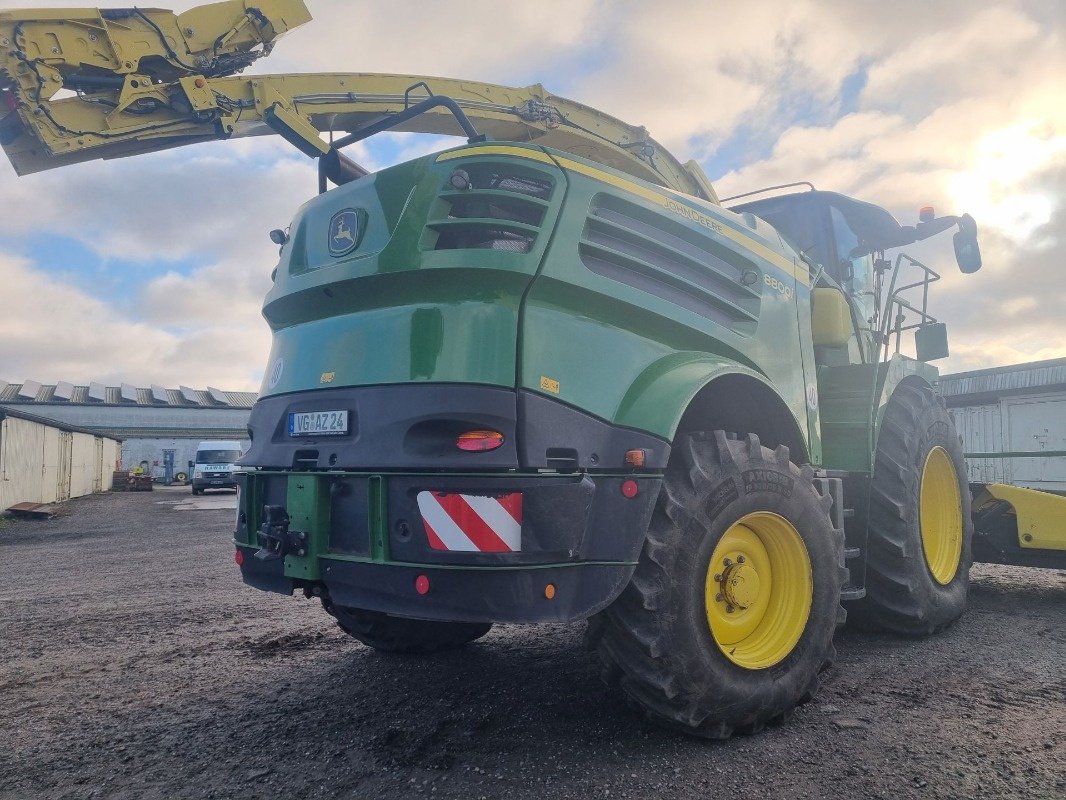 Feldhäcksler du type John Deere 8800, Gebrauchtmaschine en Neubrandenburg (Photo 5)