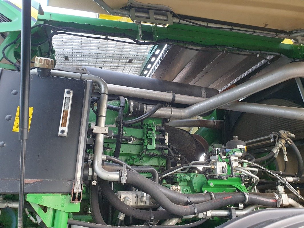 Feldhäcksler van het type John Deere 8800, Gebrauchtmaschine in Sittensen (Foto 9)