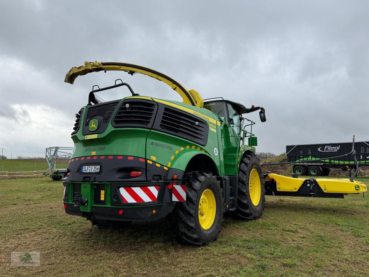 Feldhäcksler van het type John Deere 9600i, Neumaschine in Steinwiesen (Foto 8)