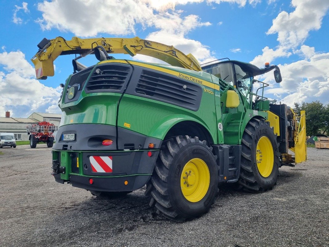 Feldhäcksler van het type John Deere 9700 MY19, Gebrauchtmaschine in Neubrandenburg (Foto 7)