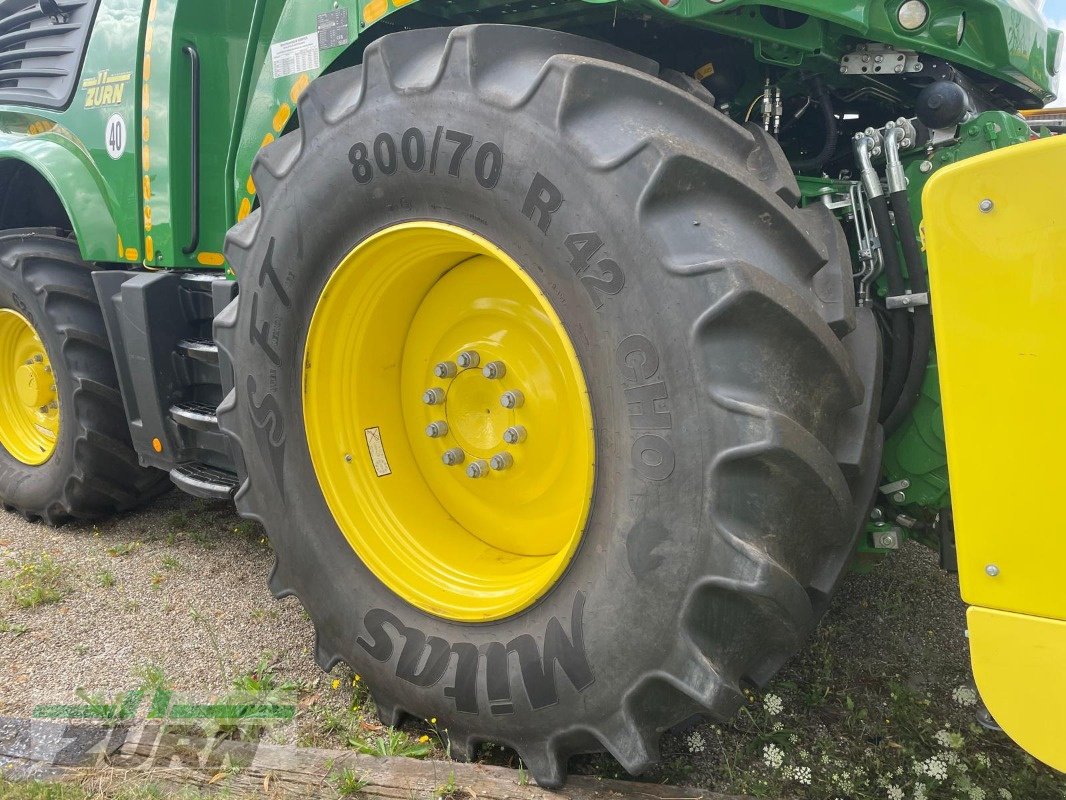 Feldhäcksler des Typs John Deere 9800i (MY2022), Neumaschine in Schöntal-Westernhausen (Bild 11)