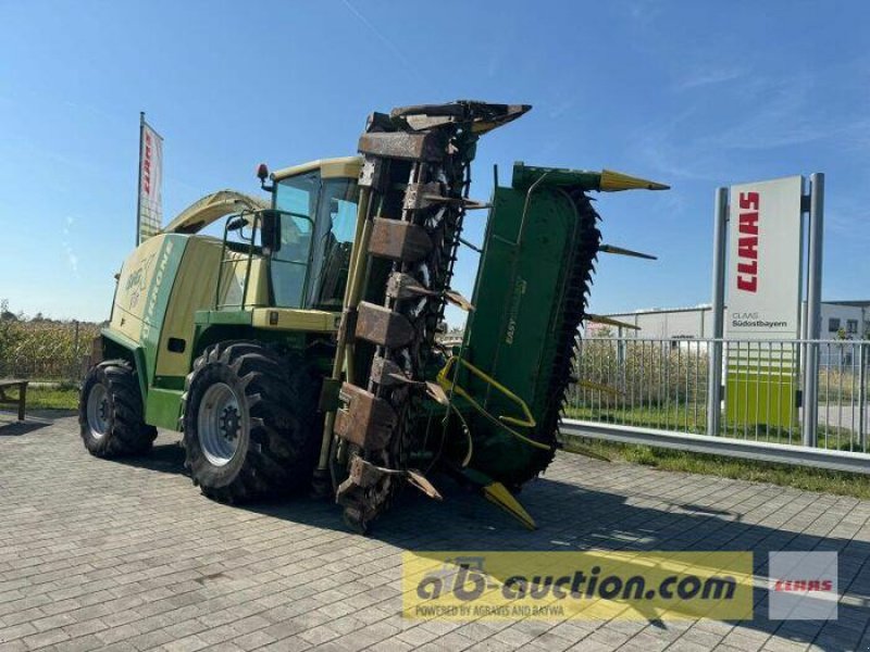 Feldhäcksler des Typs Krone BIG X V8, Gebrauchtmaschine in Mengkofen (Bild 1)