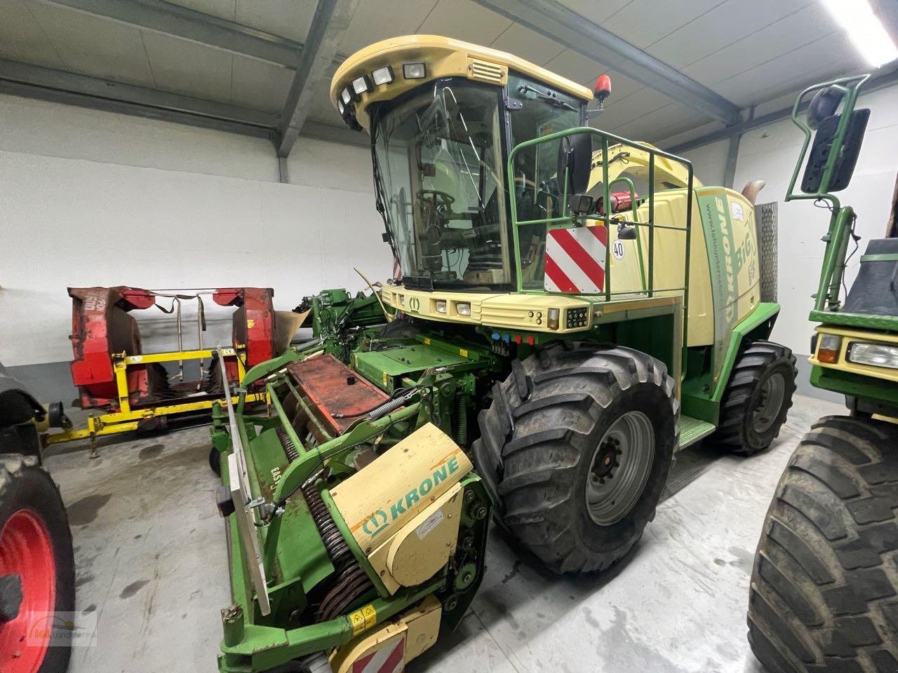 Feldhäcksler des Typs Krone Big X V8, Gebrauchtmaschine in Pfreimd (Bild 1)