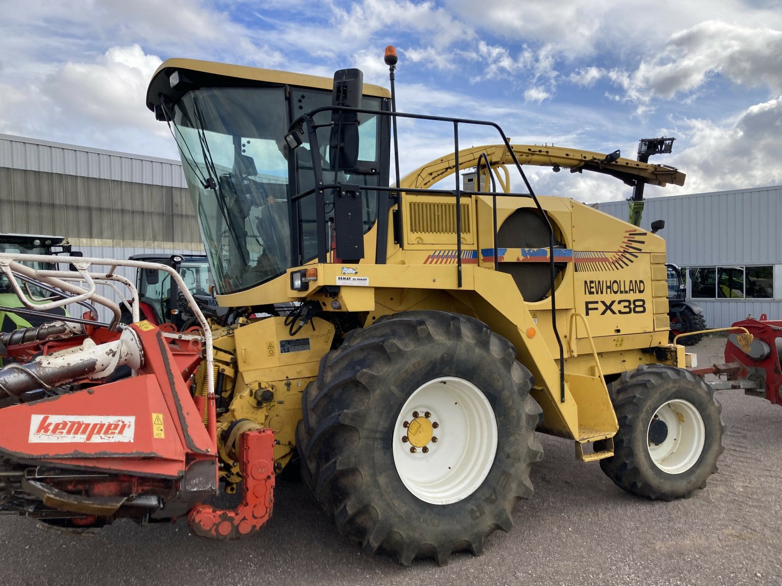 Feldhäcksler del tipo New Holland ENSILEUSE FX 38 4X4, Gebrauchtmaschine en VAROIS & CHAIGNOT (Imagen 1)