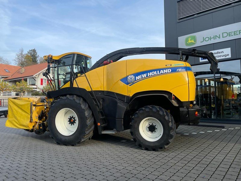 Feldhäcksler du type New Holland FR 450, Gebrauchtmaschine en Regensdorf (Photo 4)