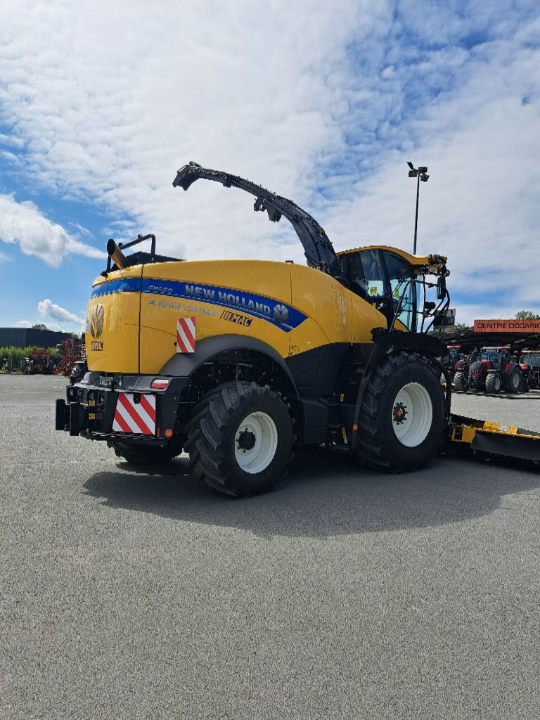 Feldhäcksler типа New Holland FR 650, Gebrauchtmaschine в CHATEAUBRIANT CEDEX (Фотография 5)