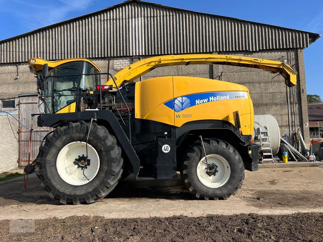 Feldhäcksler van het type New Holland FR 9060, Gebrauchtmaschine in Prenzlau (Foto 2)