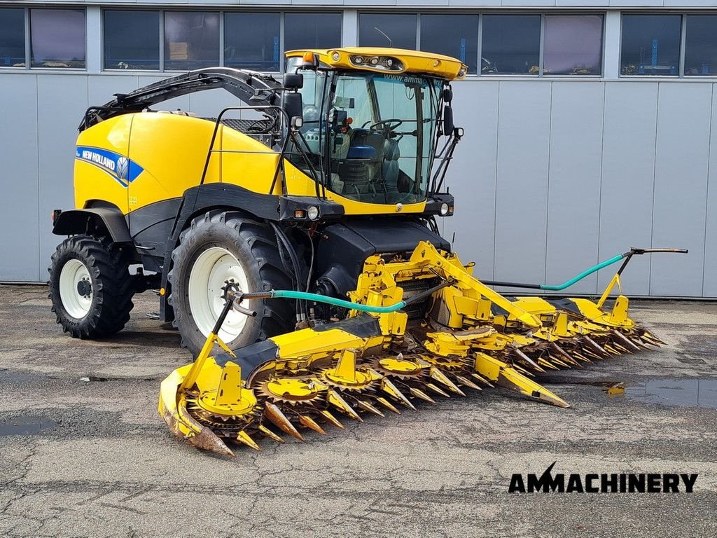 Feldhäcksler van het type New Holland FR600, Gebrauchtmaschine in Horst (Foto 3)