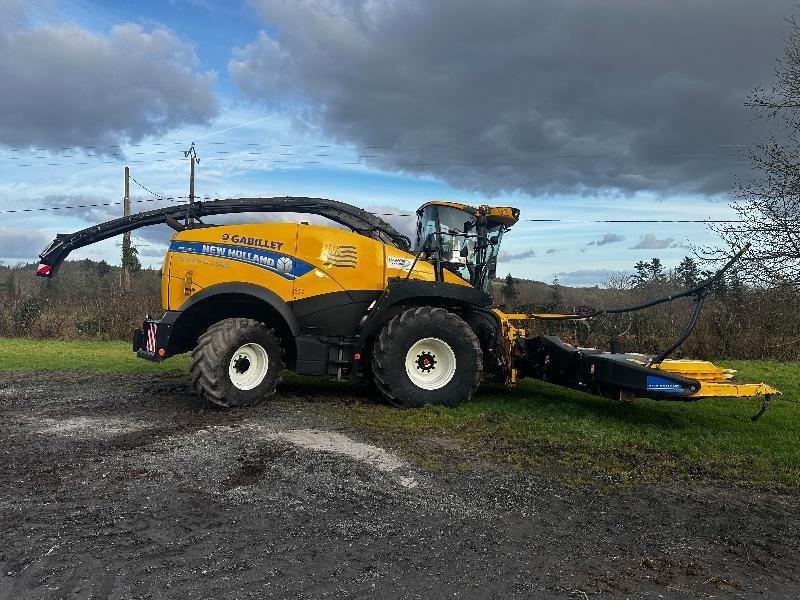 Feldhäcksler Türe ait New Holland FR780, Gebrauchtmaschine içinde PONTIVY (resim 1)