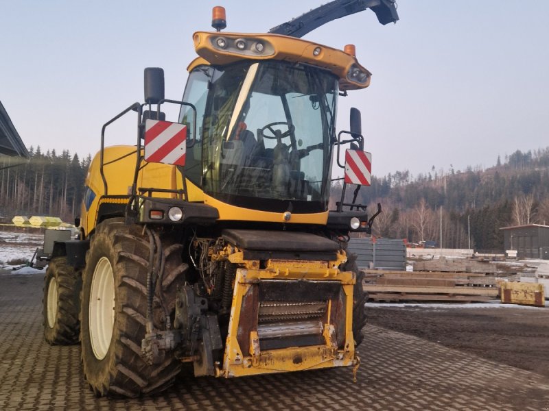 Feldhäcksler tip New Holland FR9040, Gebrauchtmaschine in Deggendorf