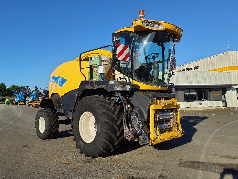 Feldhäcksler типа New Holland FR9050, Gebrauchtmaschine в ANTIGNY (Фотография 1)