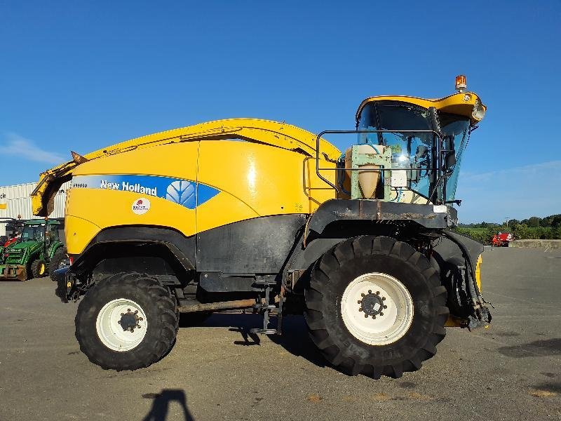 Feldhäcksler of the type New Holland FR9050, Gebrauchtmaschine in ANTIGNY (Picture 2)