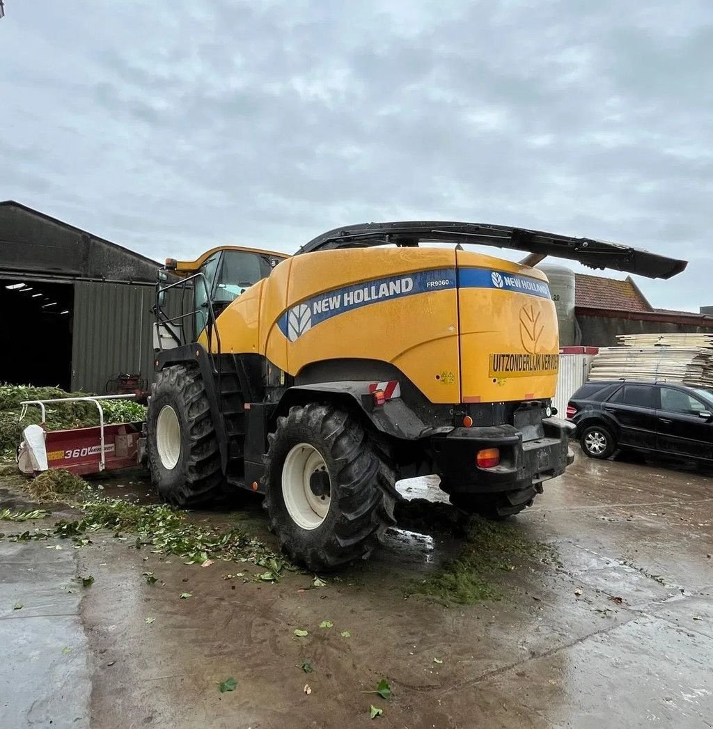 Feldhäcksler du type New Holland FR9060, Gebrauchtmaschine en Wevelgem (Photo 4)