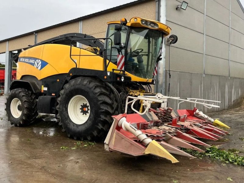 Feldhäcksler des Typs New Holland FR9060, Gebrauchtmaschine in Wevelgem (Bild 1)