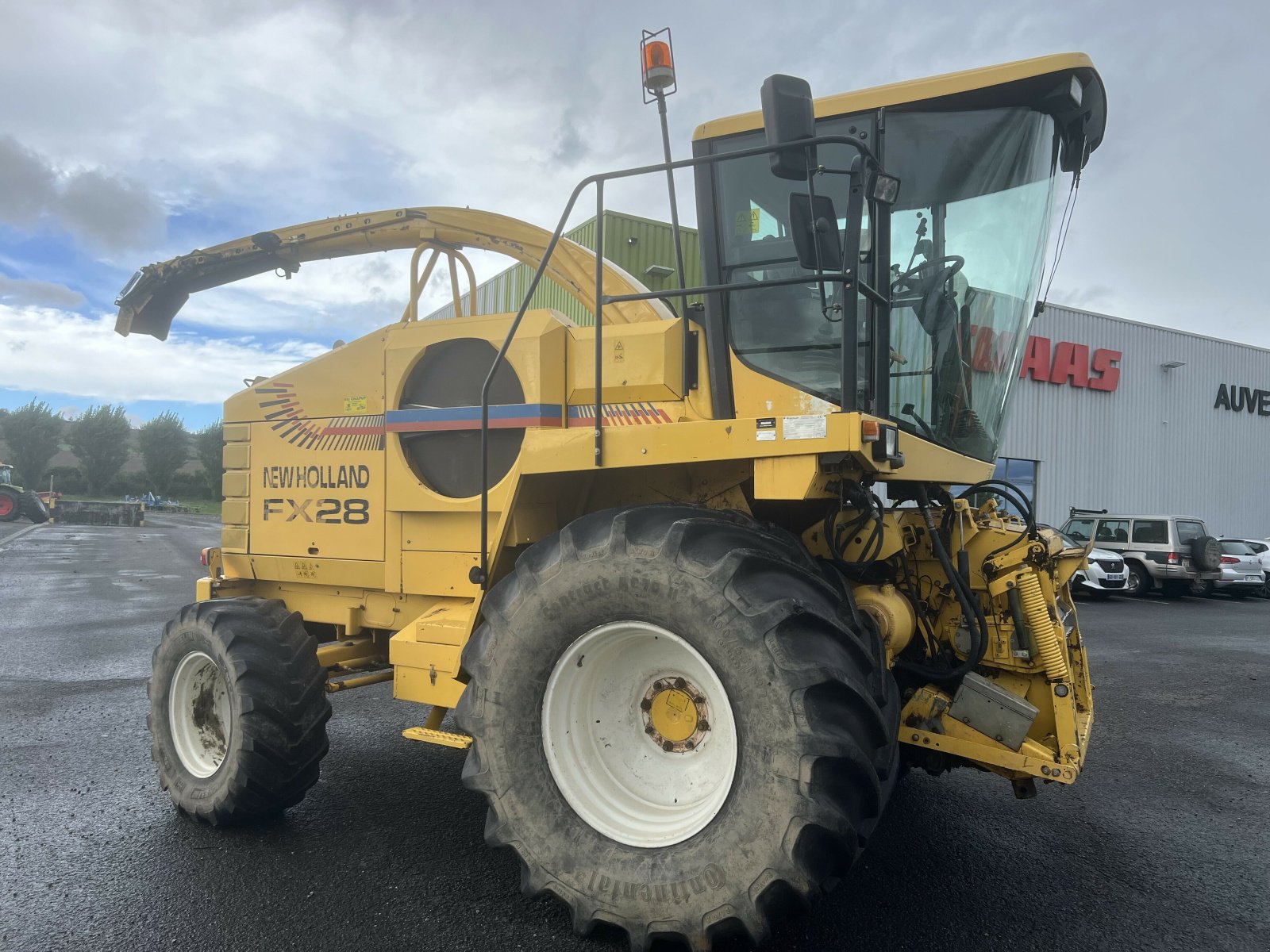 Feldhäcksler of the type New Holland FX 28, Gebrauchtmaschine in Issoire (Picture 1)