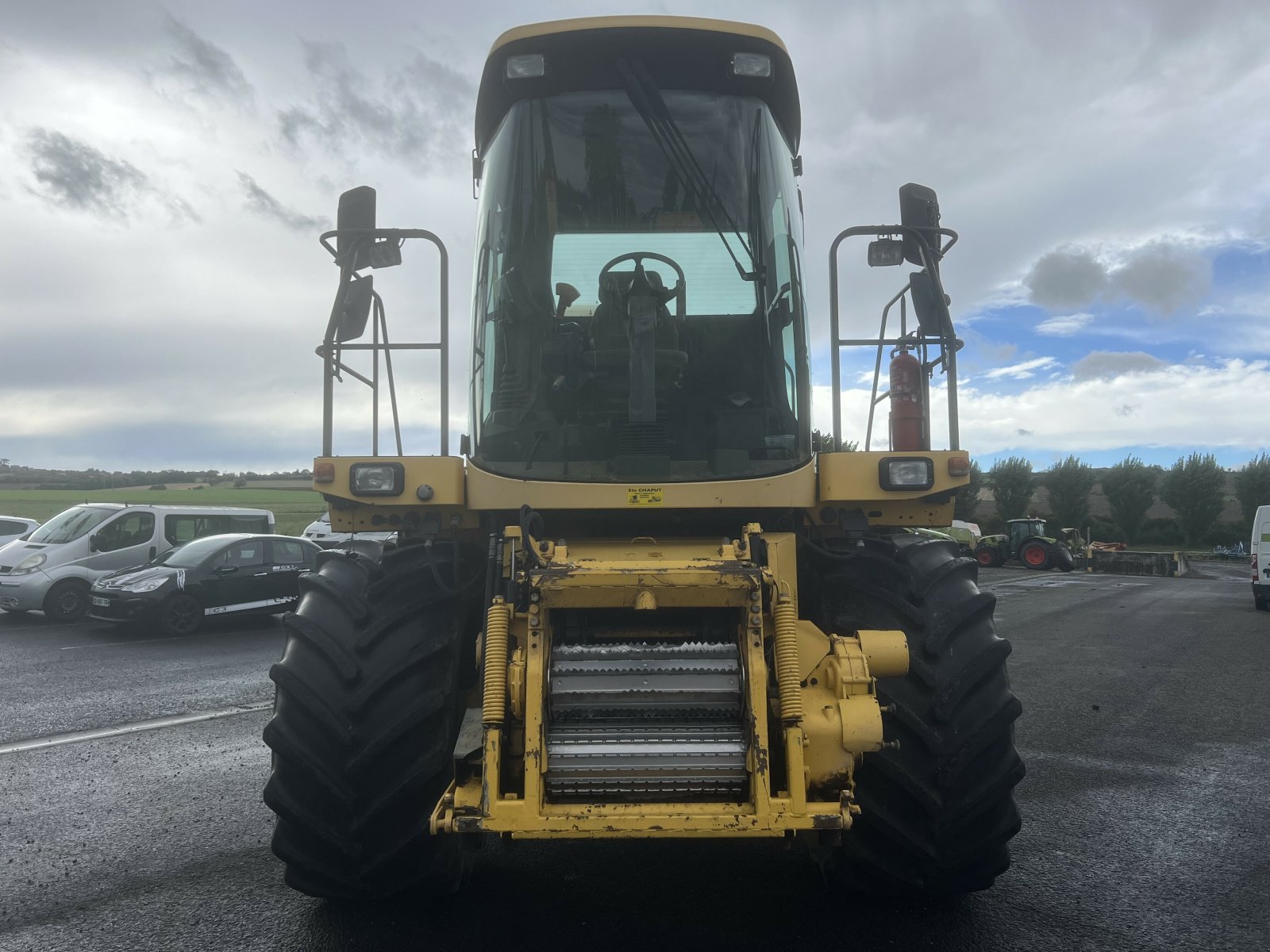 Feldhäcksler du type New Holland FX 28, Gebrauchtmaschine en Issoire (Photo 9)