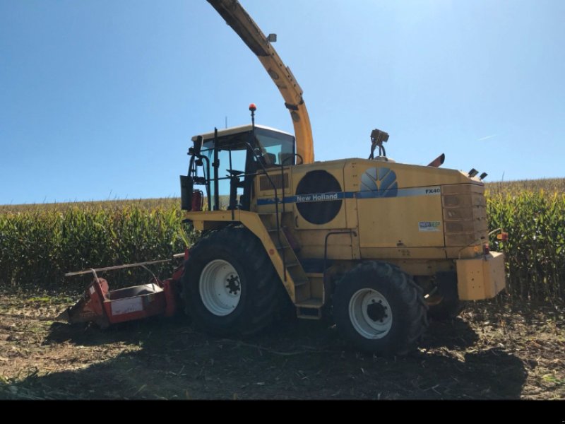 Feldhäcksler des Typs New Holland FX 40, Gebrauchtmaschine in Niedertaufkirchen (Bild 1)