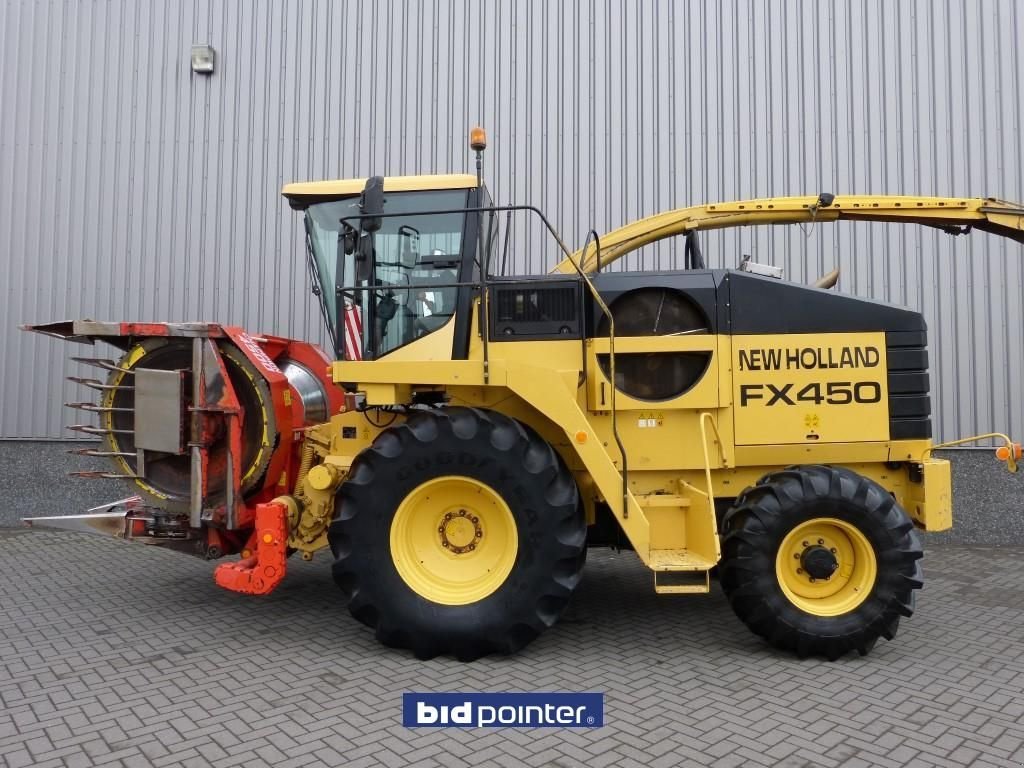 Feldhäcksler du type New Holland FX450, Gebrauchtmaschine en Deurne (Photo 2)