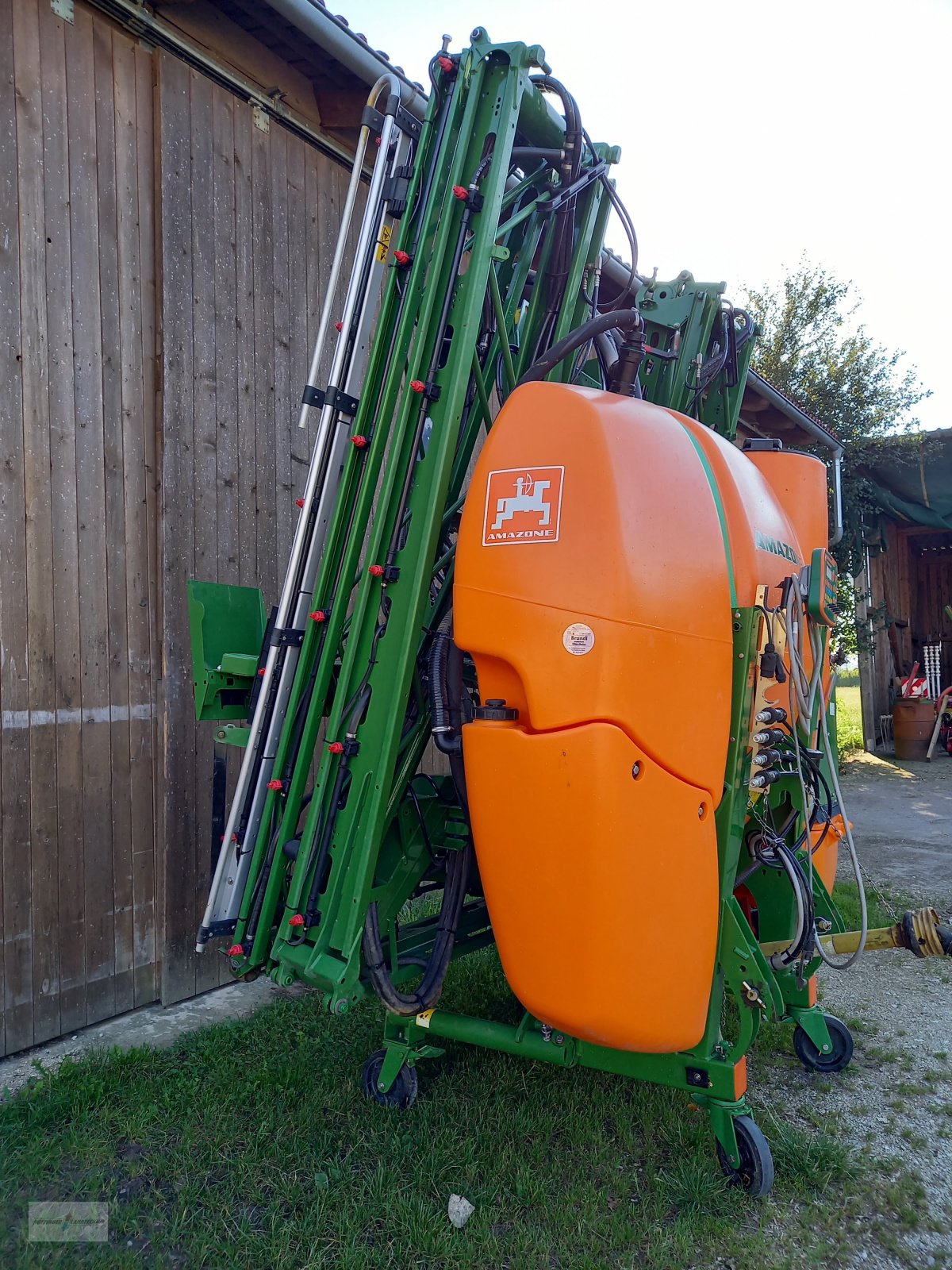 Feldspritze du type Amazone UF 1201, Gebrauchtmaschine en Treuchtlingen (Photo 3)