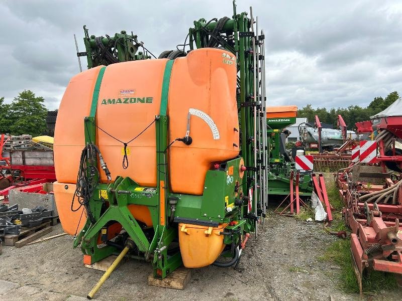 Feldspritze tip Amazone UF 1801, Gebrauchtmaschine in LANDIVISIAU (Poză 1)