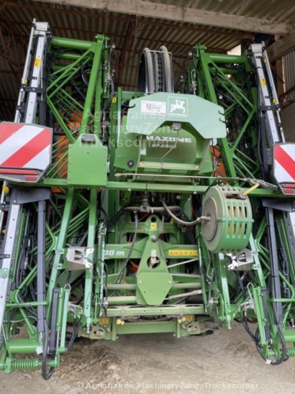 Feldspritze от тип Amazone UF TWIN 3005, Gebrauchtmaschine в LOMBEZ (Снимка 3)