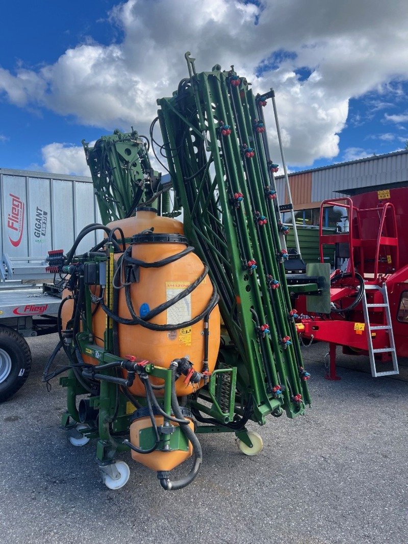 Feldspritze tip Amazone UF1000, Gebrauchtmaschine in Domdidier (Poză 2)