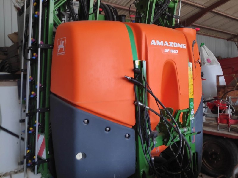 Feldspritze del tipo Amazone UF1602 PREMIUM, Gebrauchtmaschine en MORLHON LE HAUT (Imagen 1)