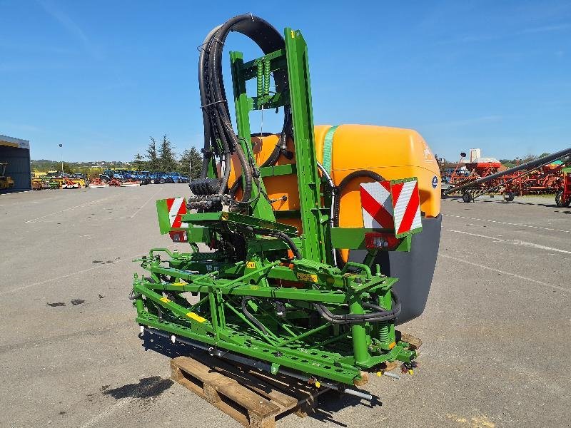 Feldspritze от тип Amazone UF901SP12Q+, Gebrauchtmaschine в ANTIGNY (Снимка 3)