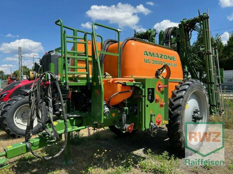 Feldspritze van het type Amazone UG3000, Gebrauchtmaschine in Riedstadt-Wolfskehlen (Foto 2)