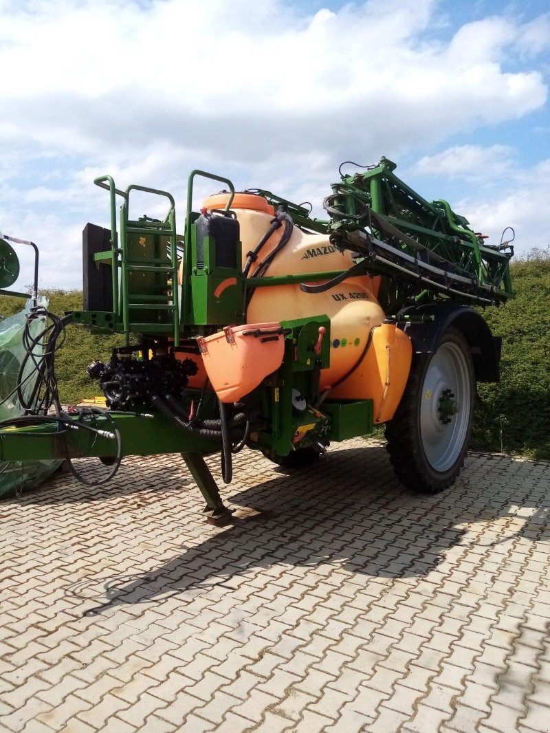 Feldspritze typu Amazone UX 4200, Gebrauchtmaschine v Ebersbach (Obrázok 1)