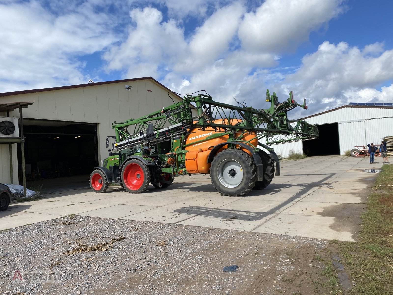 Feldspritze of the type Amazone UX 5200 Super, Gebrauchtmaschine in Harthausen (Picture 7)