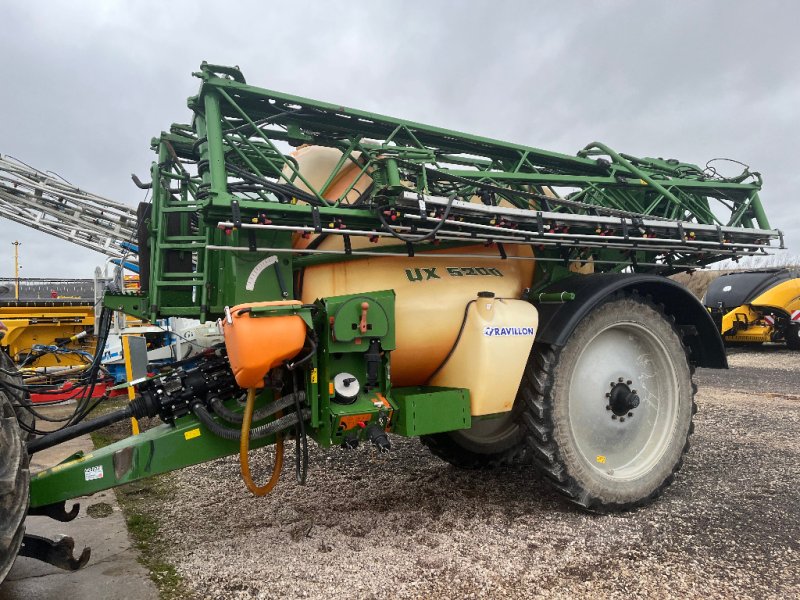 Feldspritze van het type Amazone ux 5200, Gebrauchtmaschine in VERT TOULON (Foto 1)