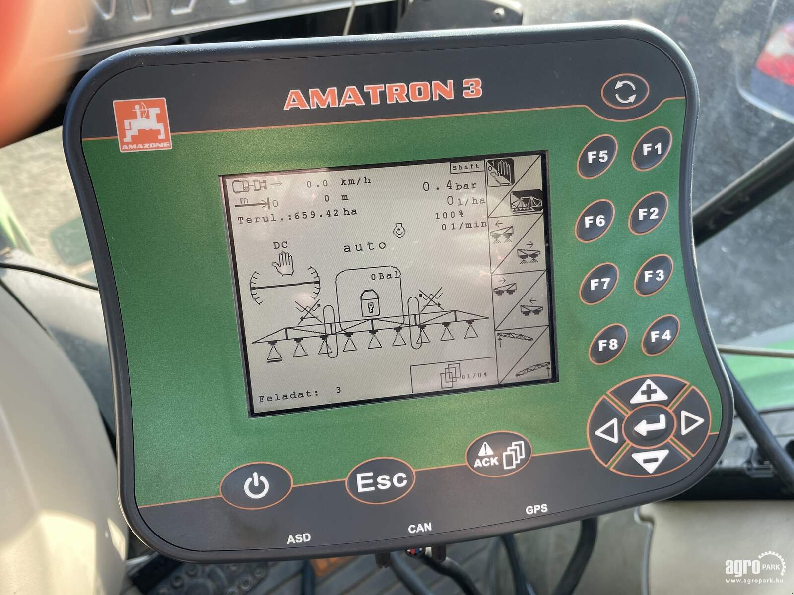 Feldspritze Türe ait Amazone UX3200/24 Super, Gebrauchtmaschine içinde Csengele (resim 9)