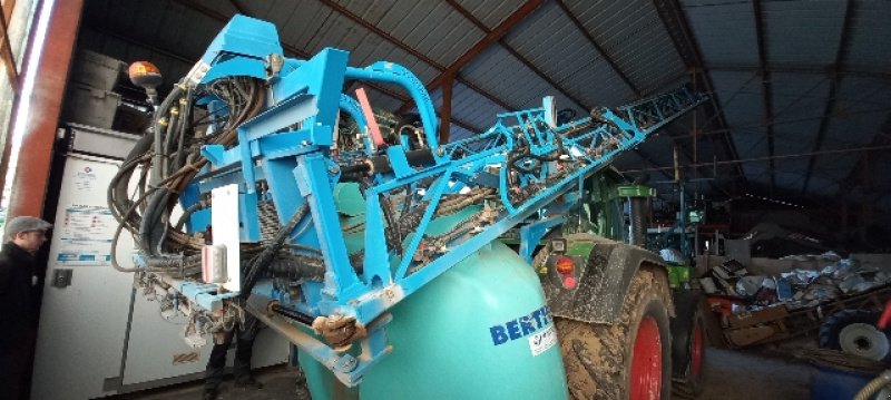 Feldspritze van het type Berthoud ELYTE 1600, Gebrauchtmaschine in VERT TOULON (Foto 3)